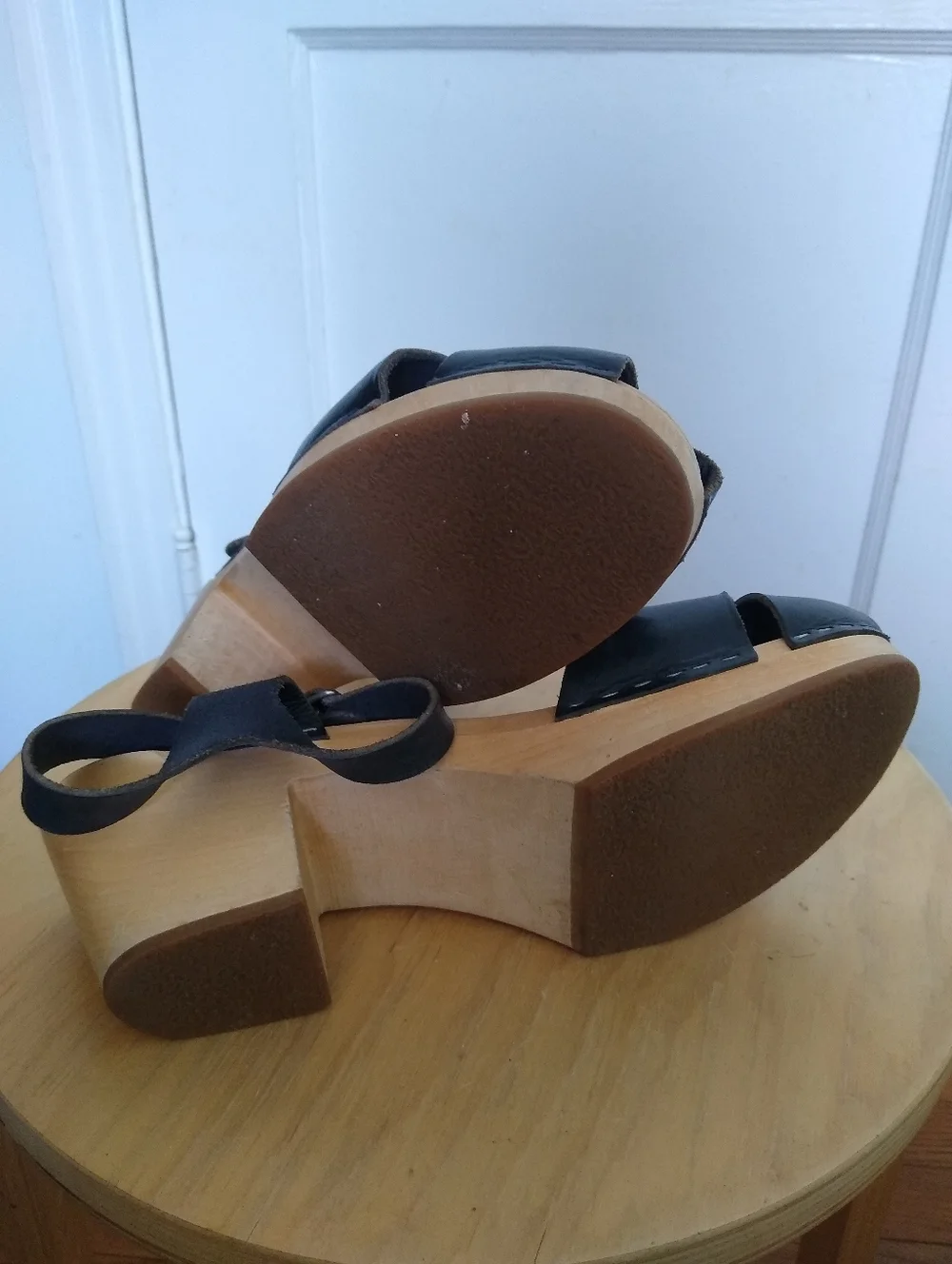 Swedish Hasbeens Cross Strap Clog Sandals - Picture 9 of 9